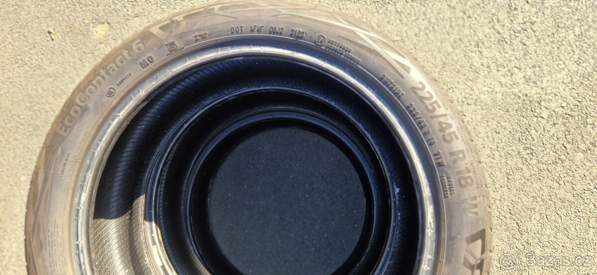 Continental Ecocontant 6 225/45R18 - 5