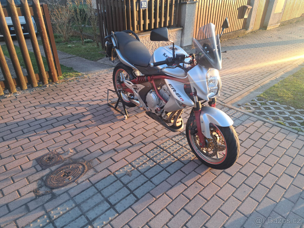 Kawasaki ER 6N - 5