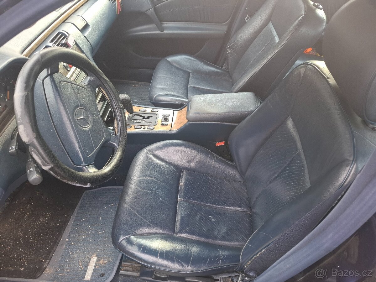 Mercedes E 210 300TD 130kw r.v.1998 - 5