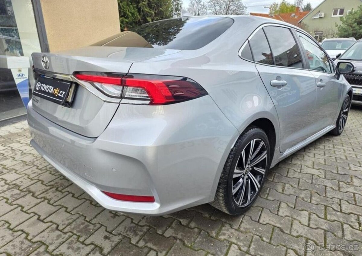 Toyota Corolla 1,5 VVT-i V ZÁRUCE-KAMERA - 5