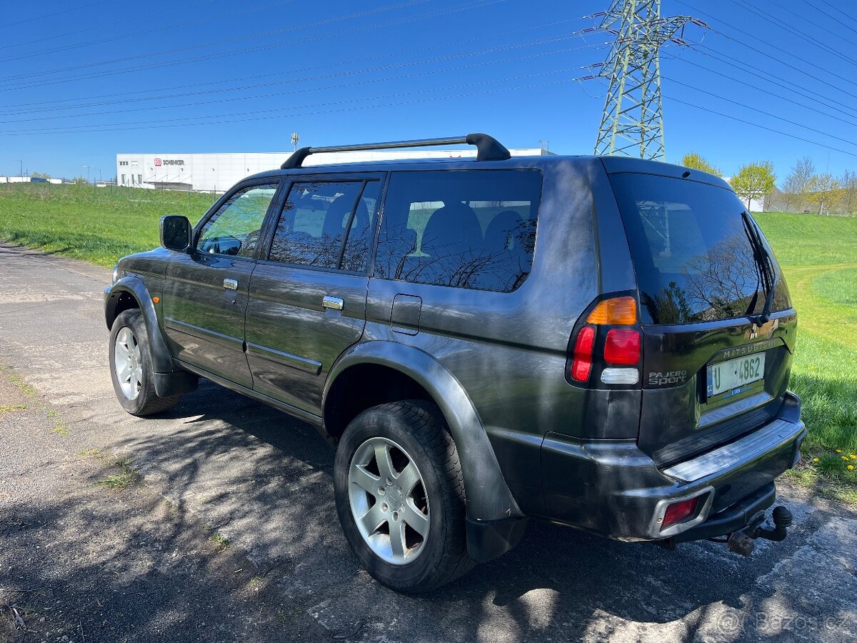 Pajero Sport 4x4 - 5