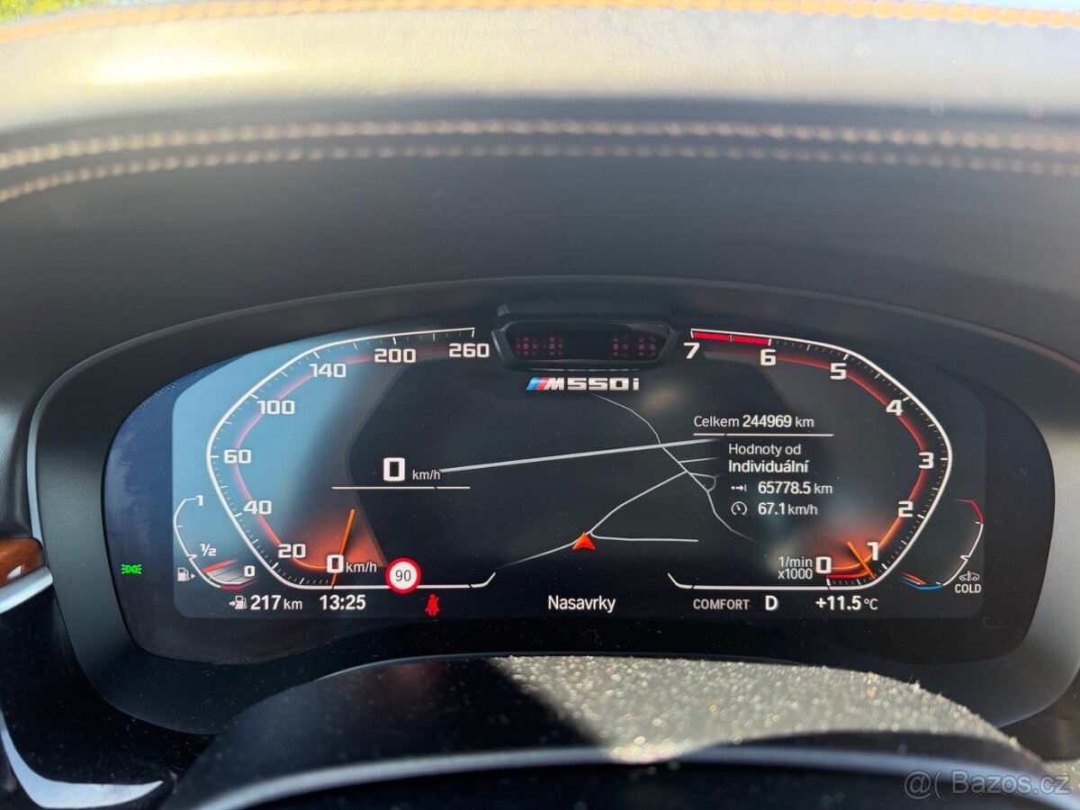 M550ix - 5