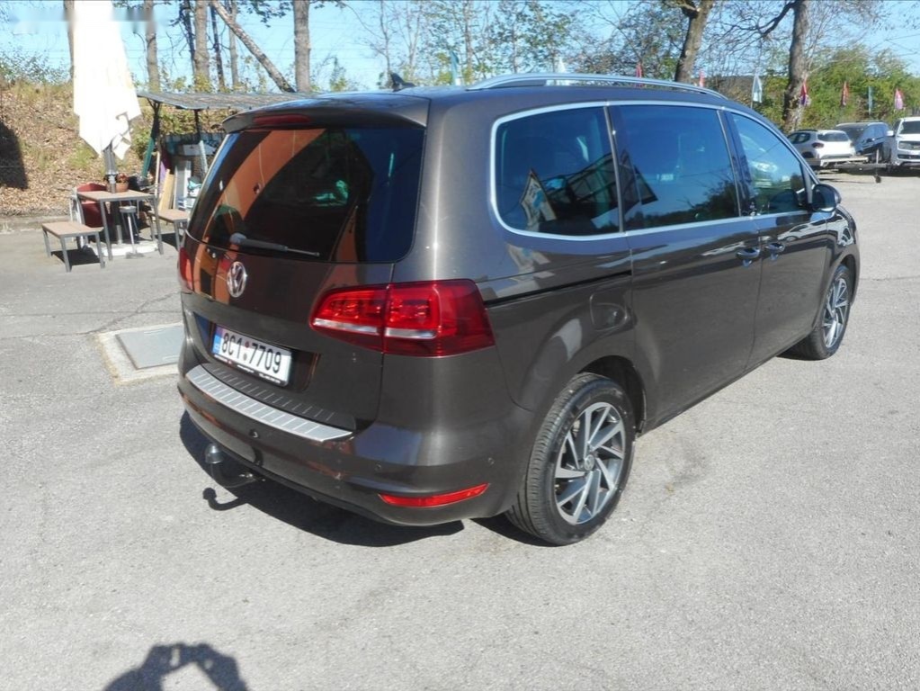Volkswagen Sharan,2,0 TDi SOUND - 5