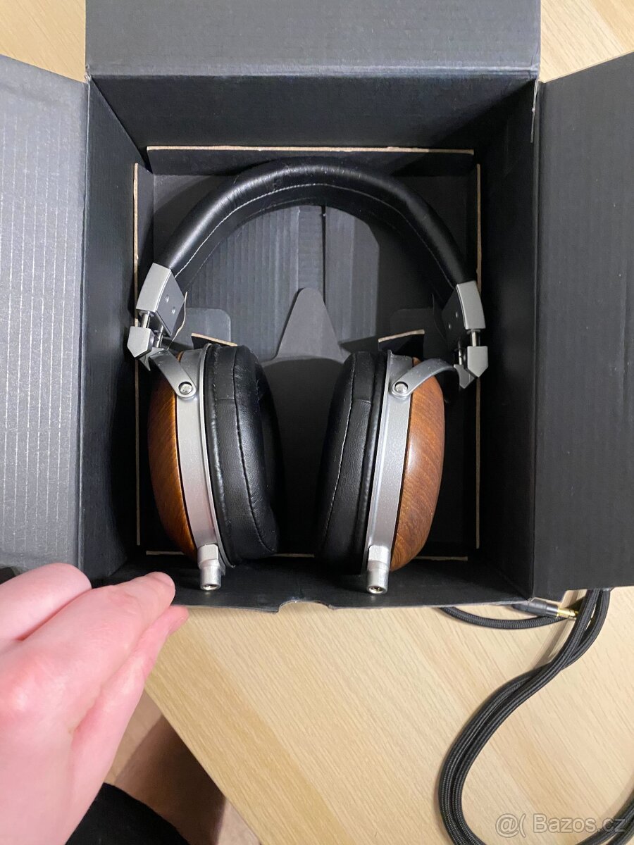 E-MU Teak + custom balanced kabel - 5