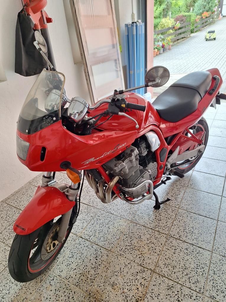 Suzuki GFS Bandit 600S - 5