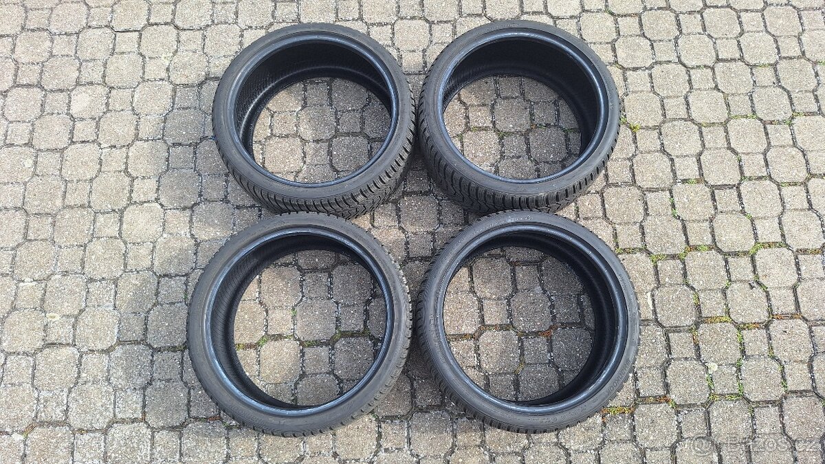 Hankook Winter icept evo3 235/35 R19 91W - 5