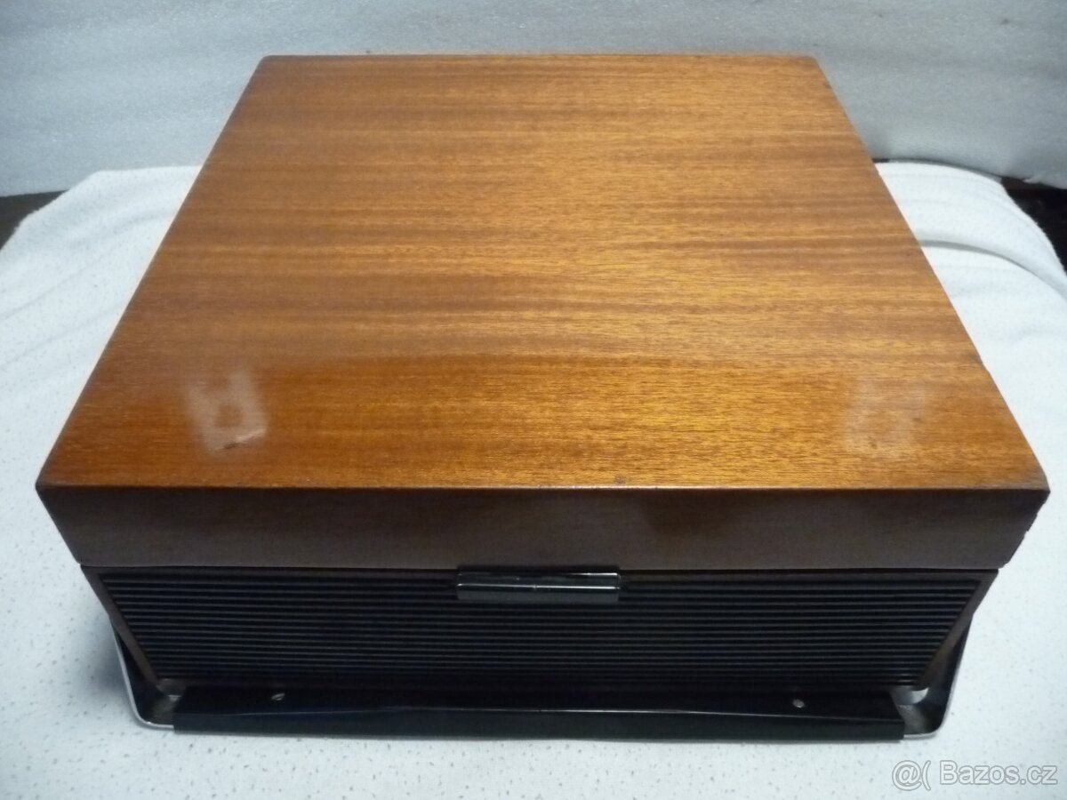 Magnetofon TESLA - 5