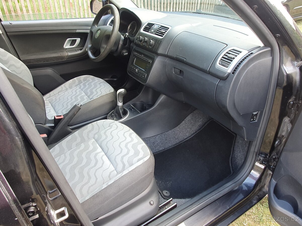Škoda Fabia kombi 1.4i nová stk - 5