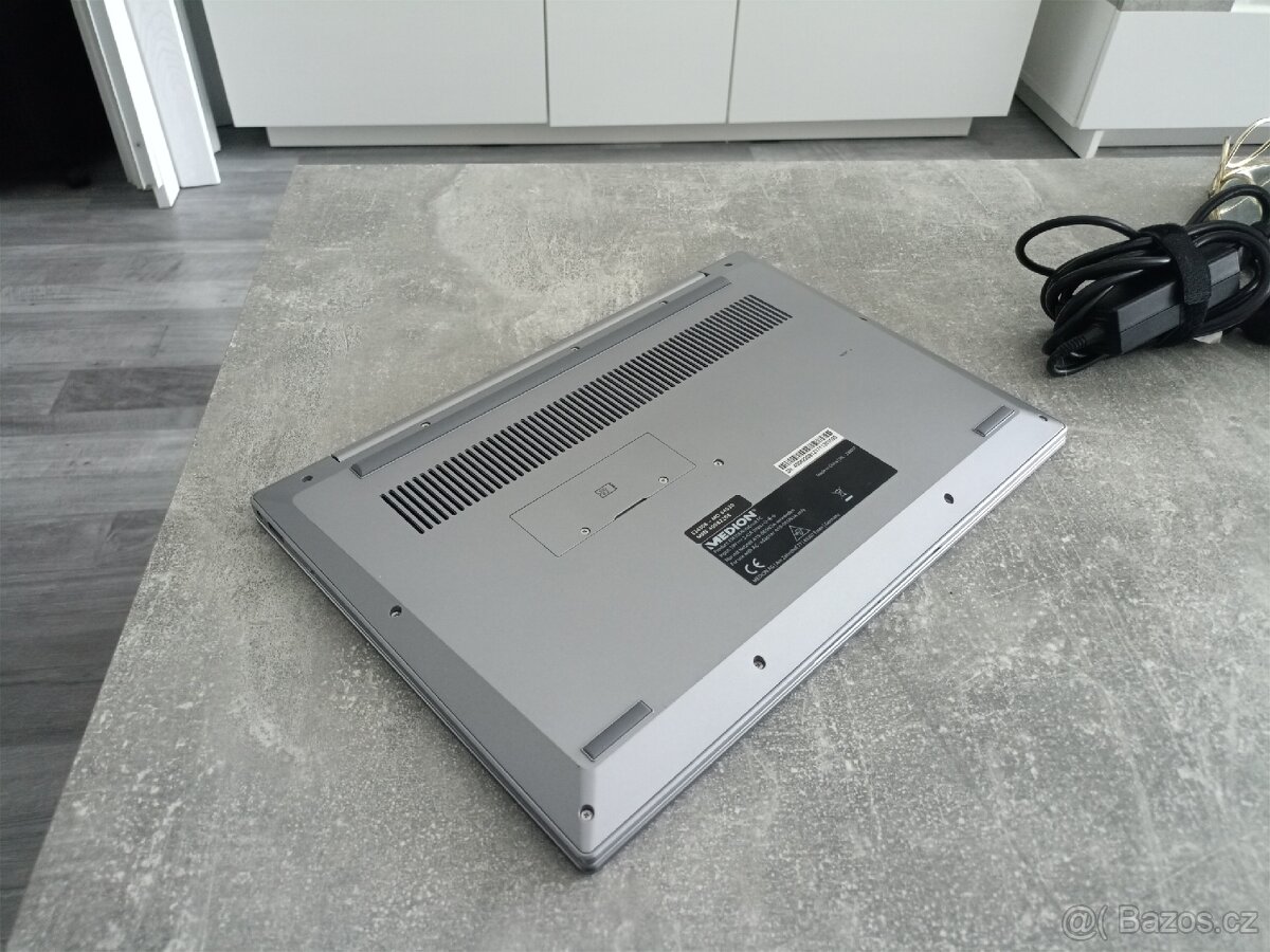 Medion E14308-MD64030 - 5