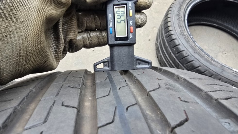 Letní pneu 235/55/19 Continental - 5