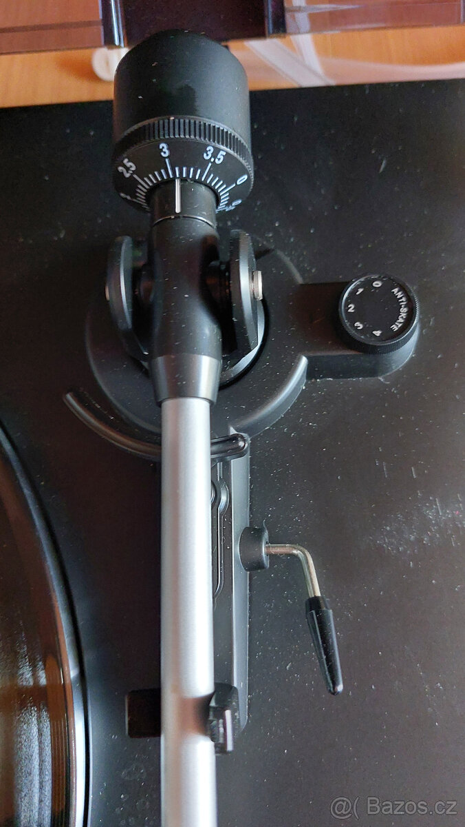 Gramo Dual DT 400 USB - 5