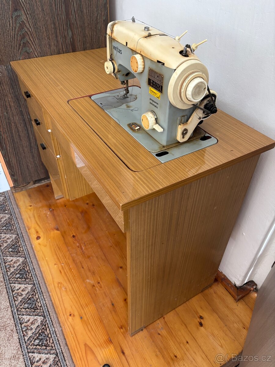 Šicí stroj Veritas Programm Automatic se stolkem - 5