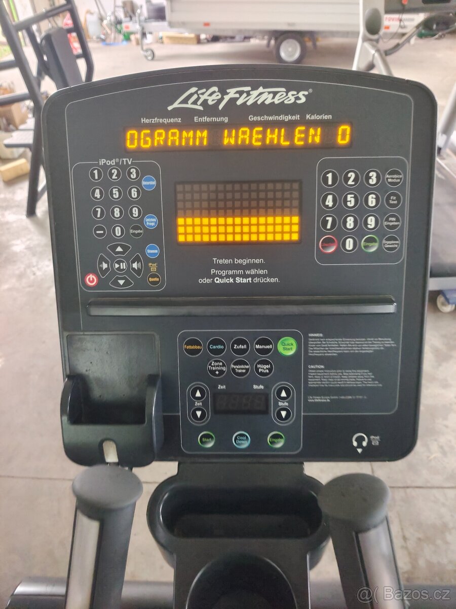 LIFE FITNESS INTEGRITY - profi Crosstrainer - 5