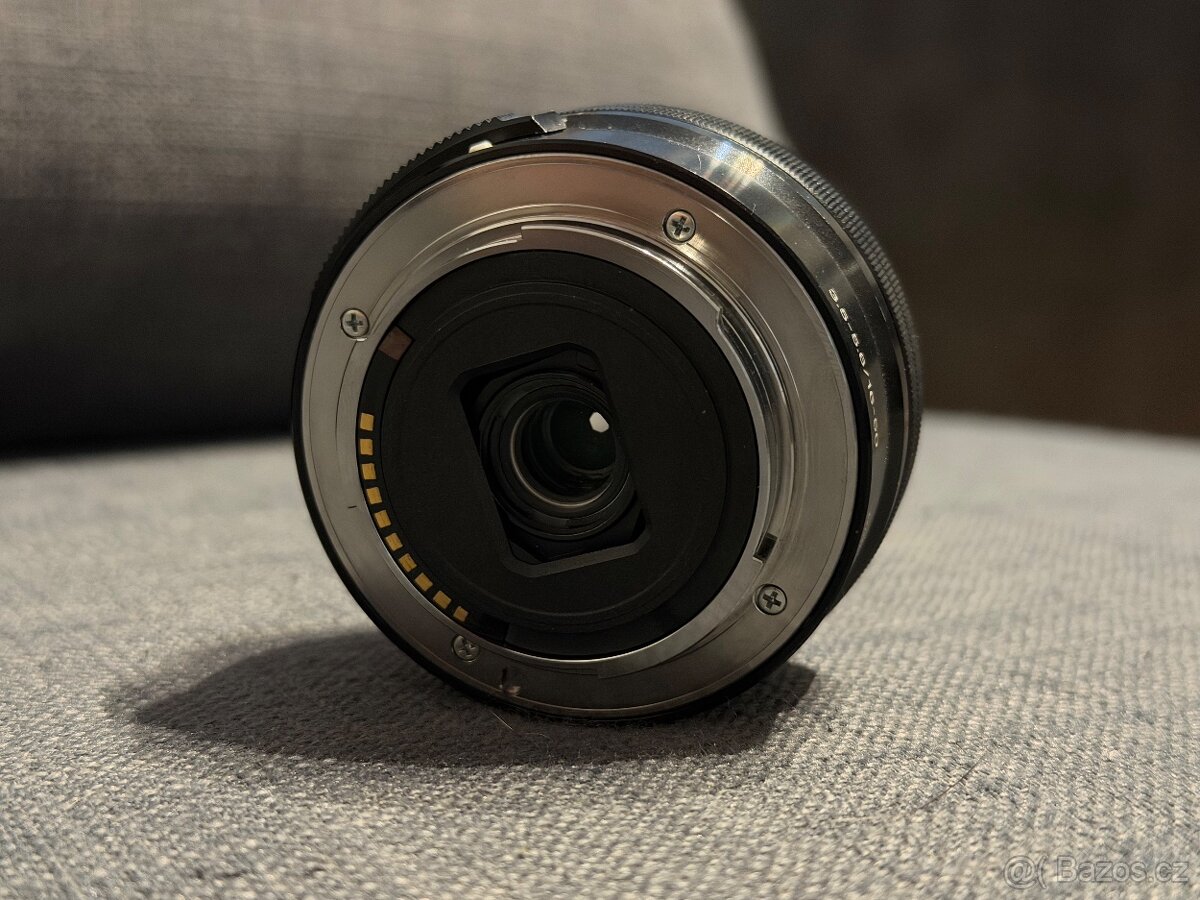 Sony A6300 + příslušenství - 5