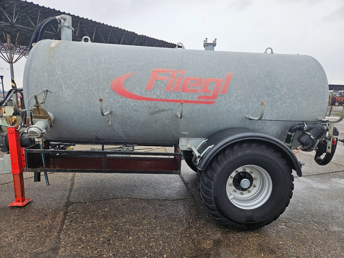 Fekální cisterna FLIEGL 8m3 - 5