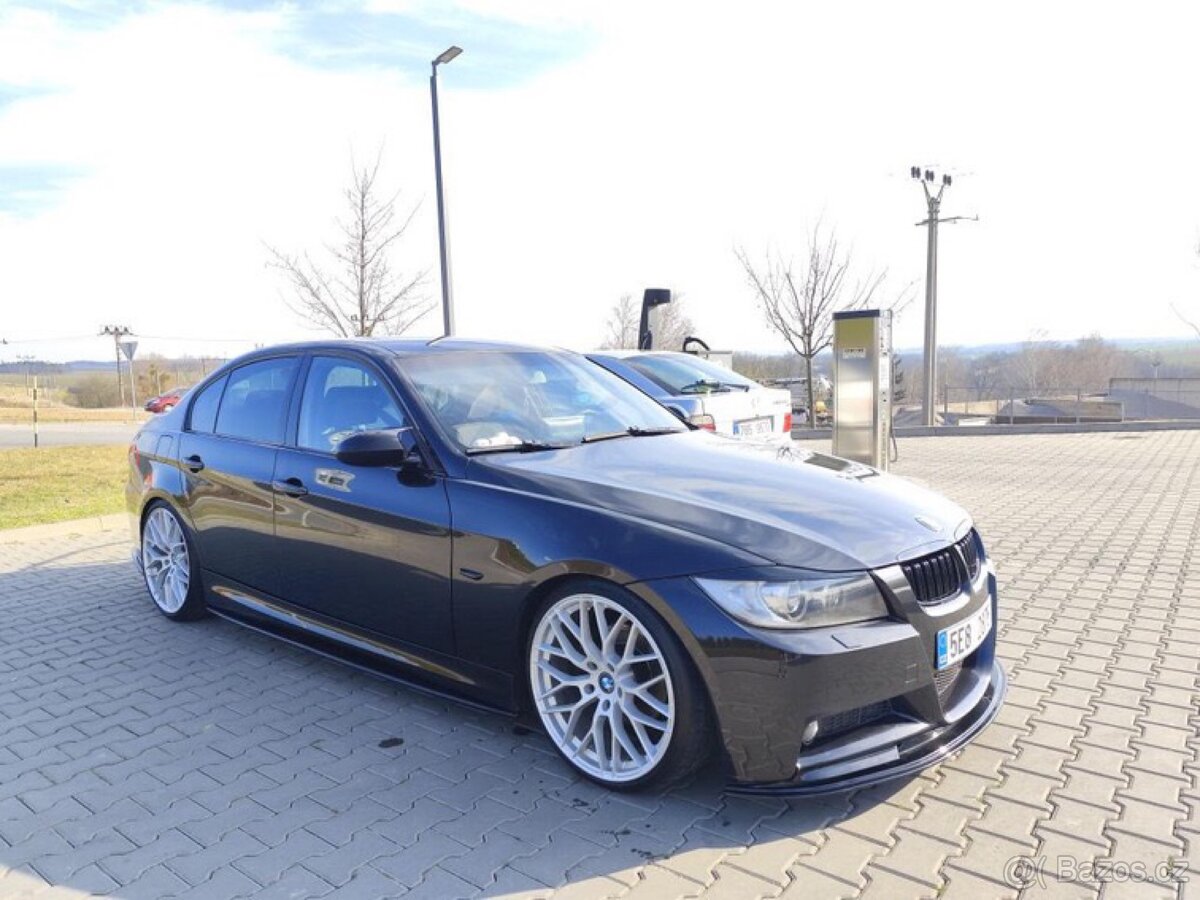 Podprahové lišty pro BMW E90 E91 E92 E93 - 5