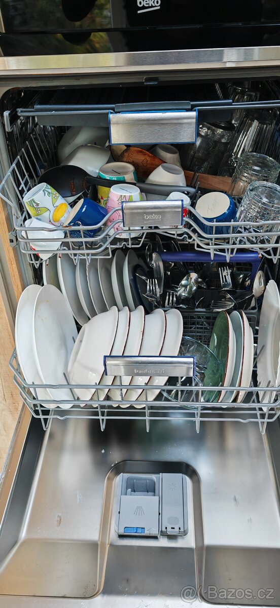Vestavná myčka Beco - funkční - 5