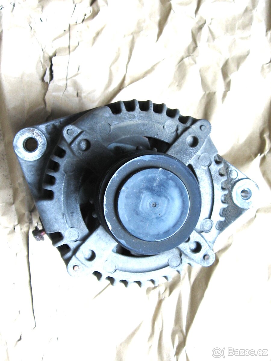 Alternátor Toyota Landcruiser D-4d, originál Toyota + řemen. - 5