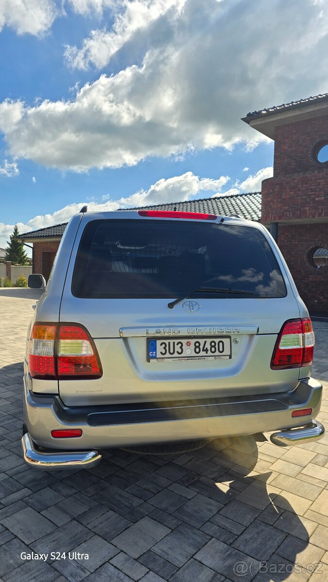 Toyota Land Cruiser 100 - 5