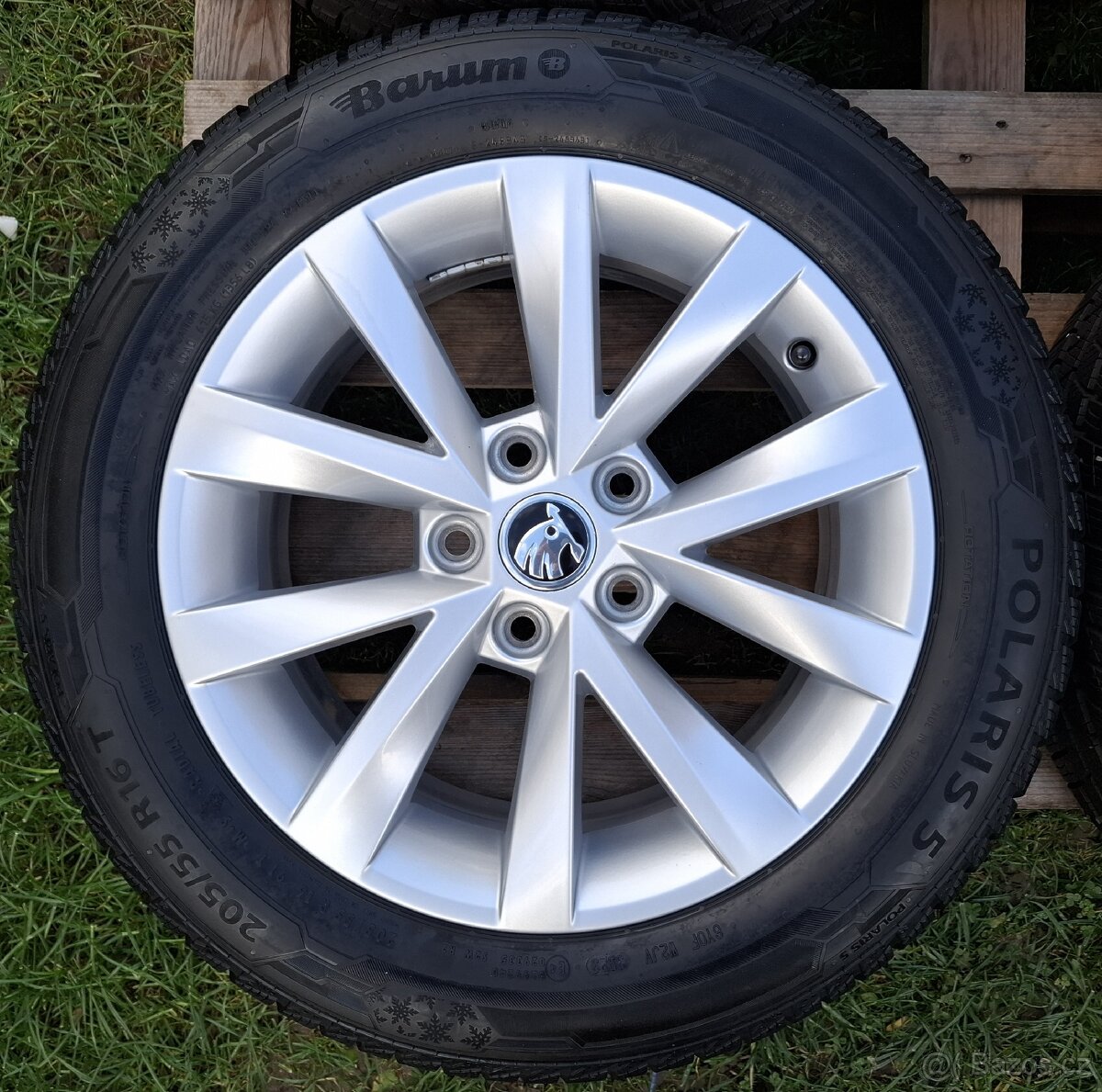 312 Zánovní zimní sada Octavia III 205/55/16 - 5