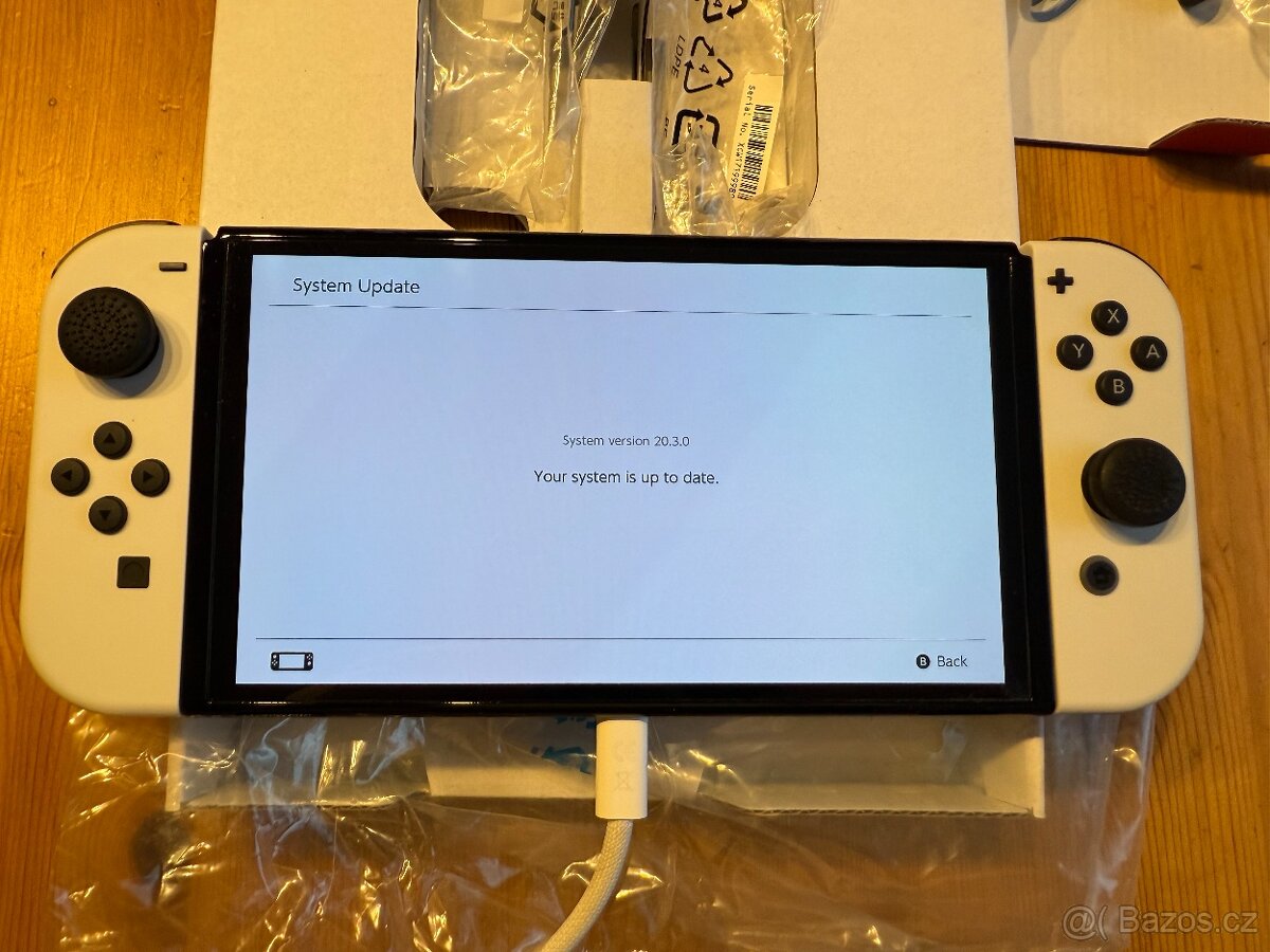 Nintendo Switch OLED 7" 64GB White dock - 5