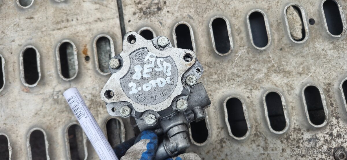 Servo servocerpadlo pumpa 3.0 tdi 171 kw - 5