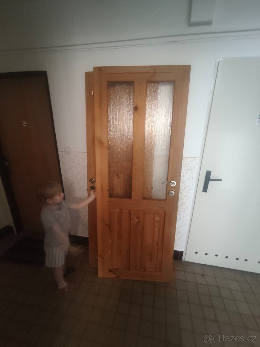 Dveře dřevěné 5 kusů - 5