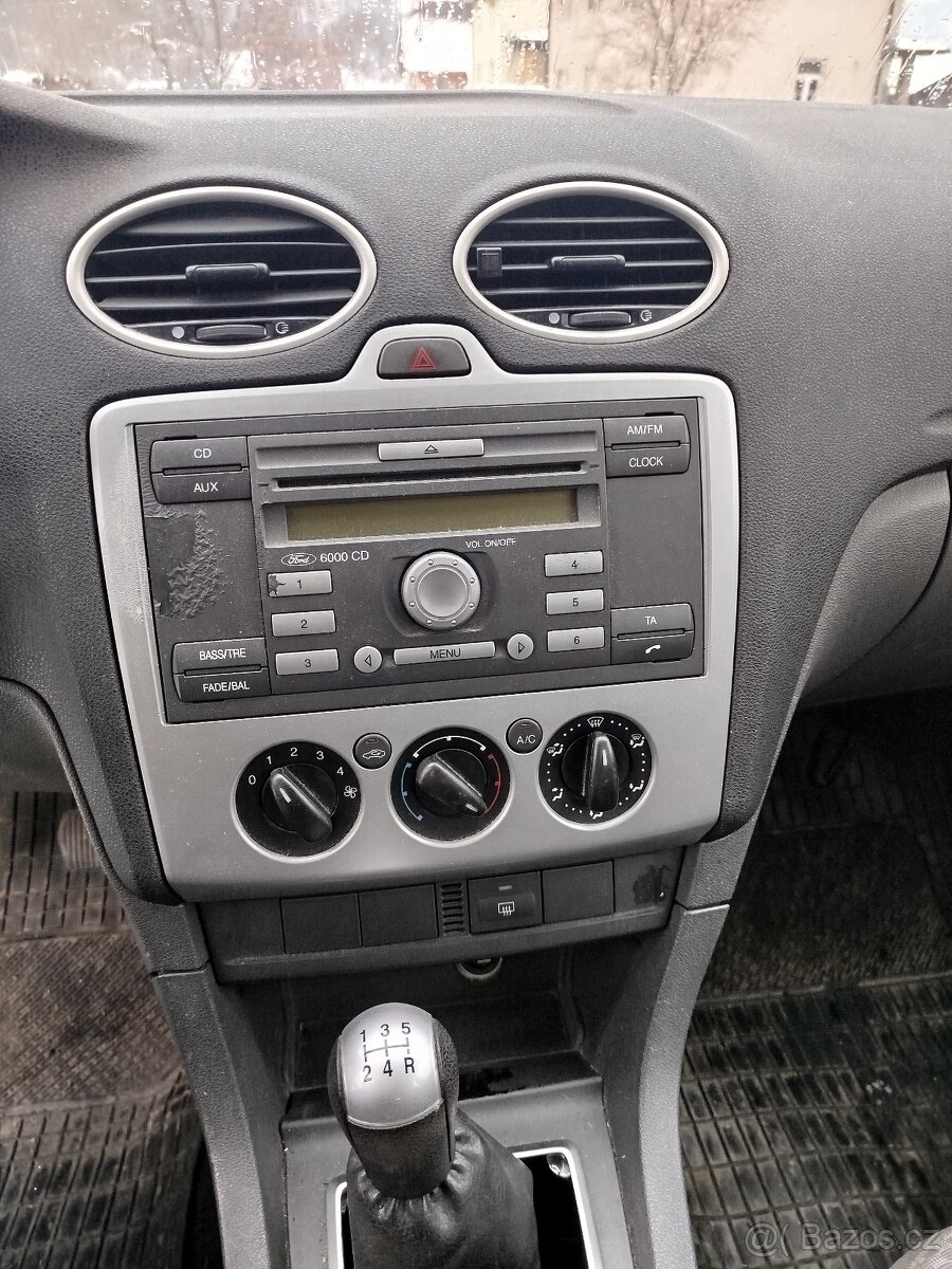 Auto na náhradní díly - 5