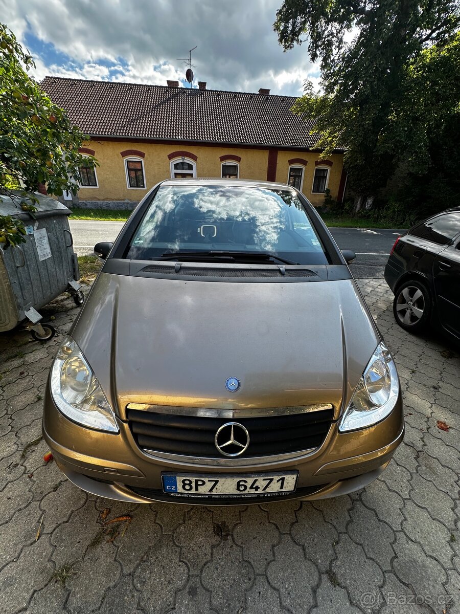 Mercedes Benz A200 - 5