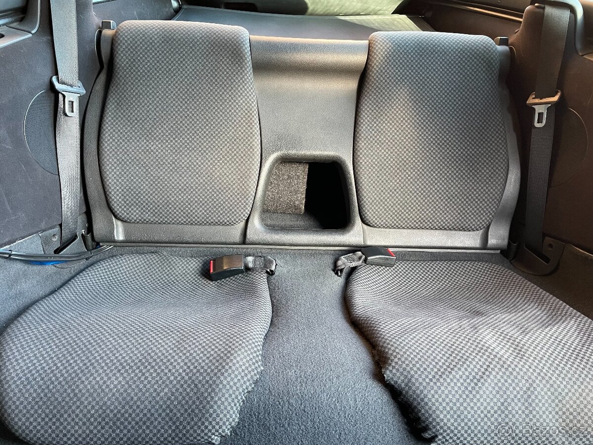 Opel Tigra ,,A" 1.4i 16V 66kW rok 2000 Náhradní díly - 5