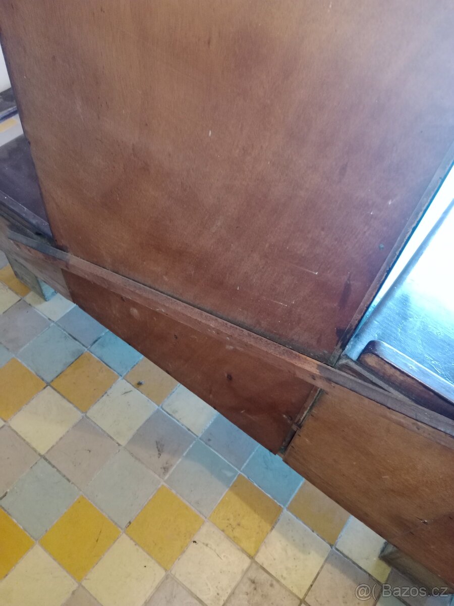 Toaletka daruji za Malibu - 5