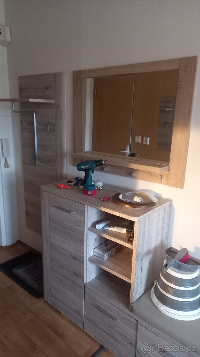 Pronájem bytu 1+1 40 m 3 patro - 5