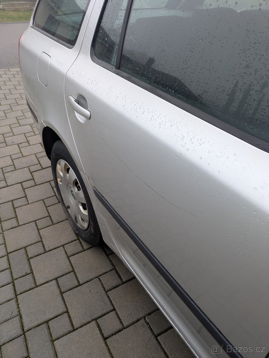 Škoda Octavia combi, šedá metal - 5