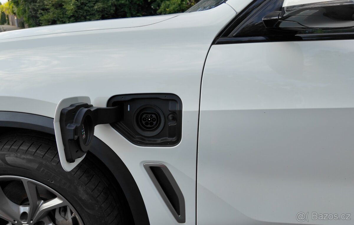 BMW X5 45e xDrive + zimní pneu - 5