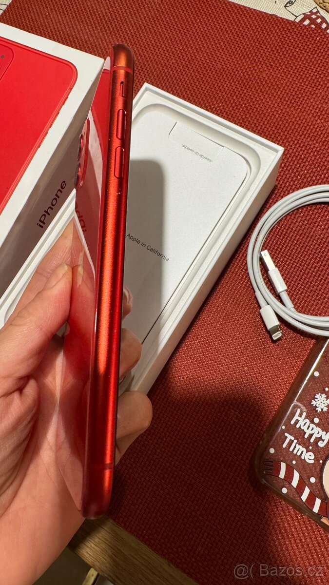 IPhone 11 64GB červený, top stav - 5