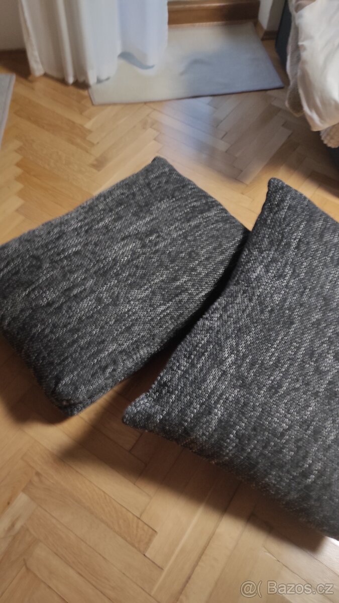 Dva velké dekorační polštáře - 5