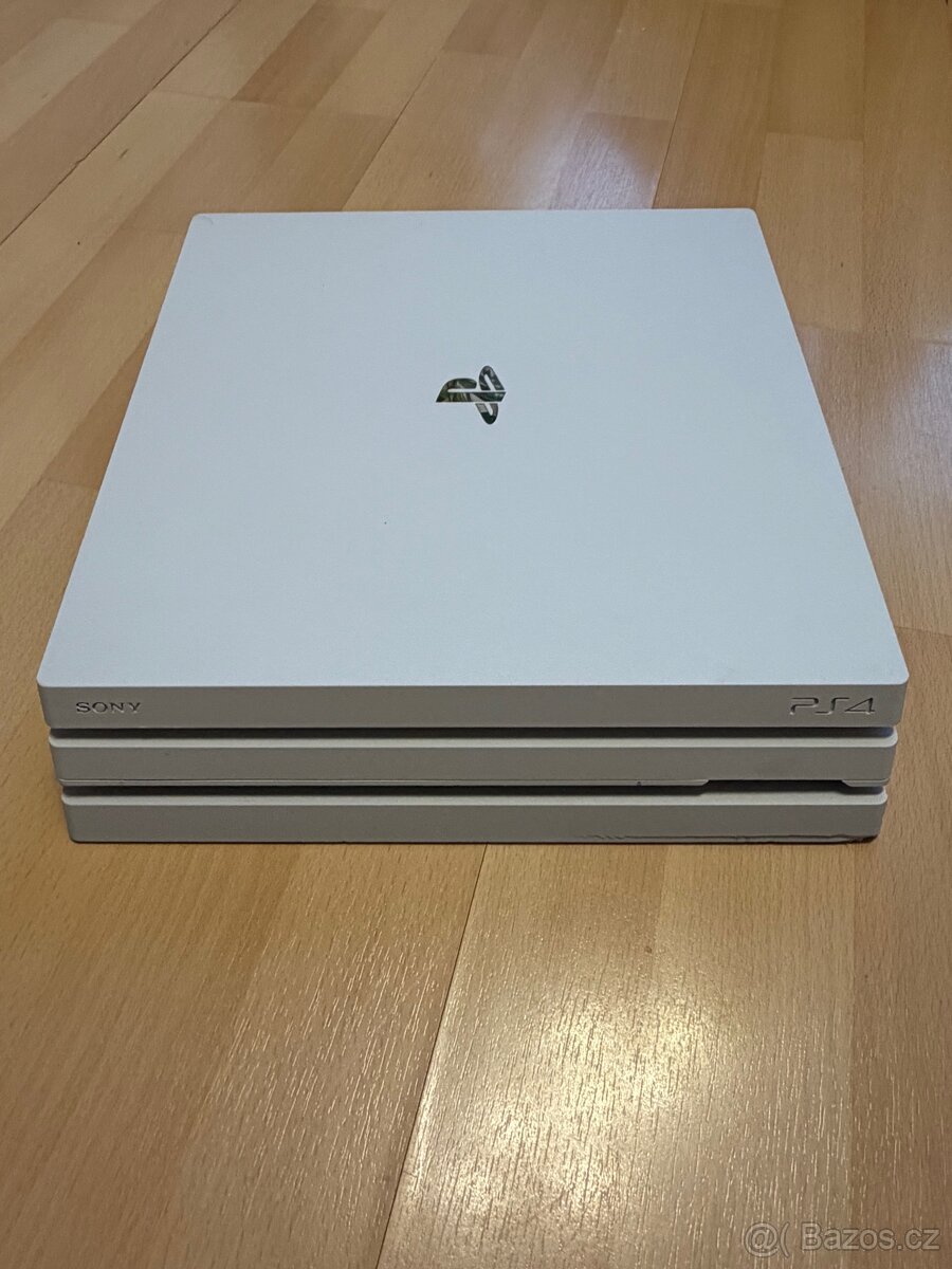 Herní konzole Sony PS4 Pro 1 TB – bílá - 5