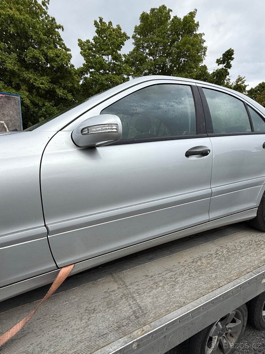 Mercedes benz C220cdi,C203 - 5