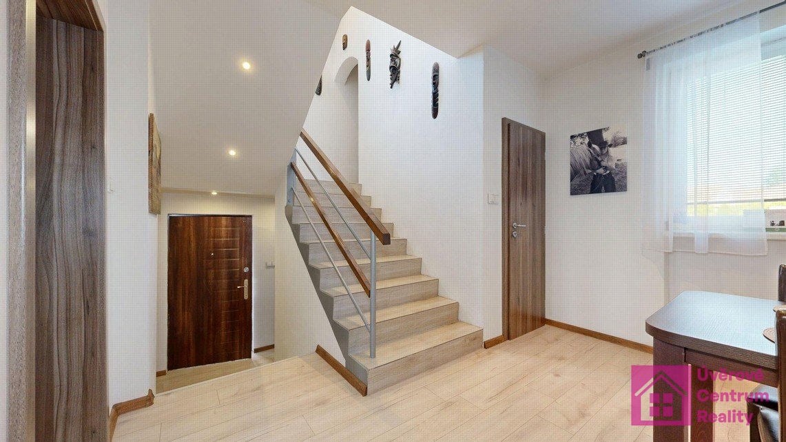 Prodej rodinného domu 151 m², zahrada, bazén, pergola, Rohat - 5