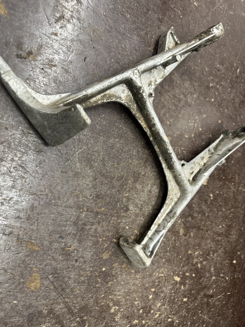 Predám používaný STOJAN JAWA 350/638 639 634 632 - 5