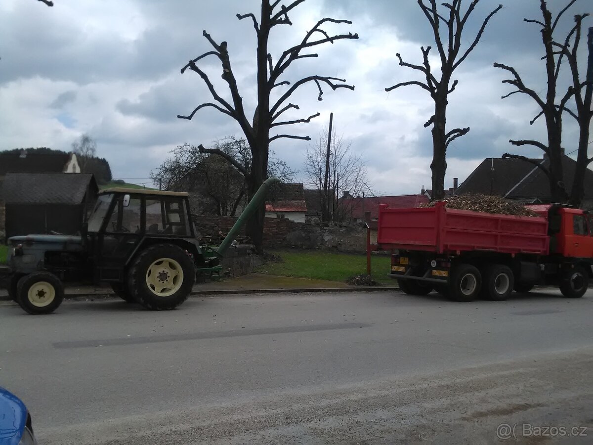 Prodám štěpkovač za traktor Bystroň Pirba - 5