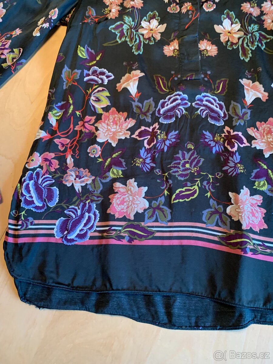 halenka zn. Massimo Dutti- vel. 36 - 5