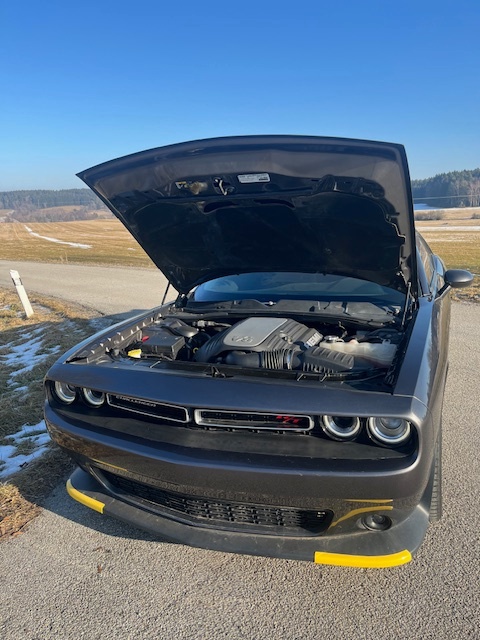 DODGE CHALLANGER 5,7 RT 2020 MANUÁL - 5