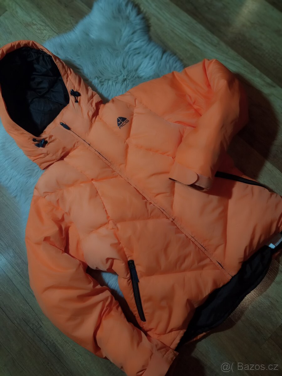 Peřová bunda Nike VEL.L - 5