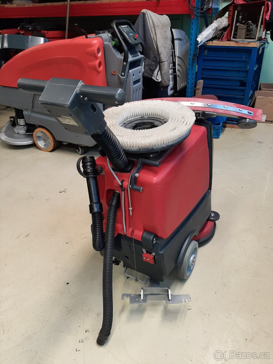 Podlahový mycí stroj Cleanfix RA 431 B - 5