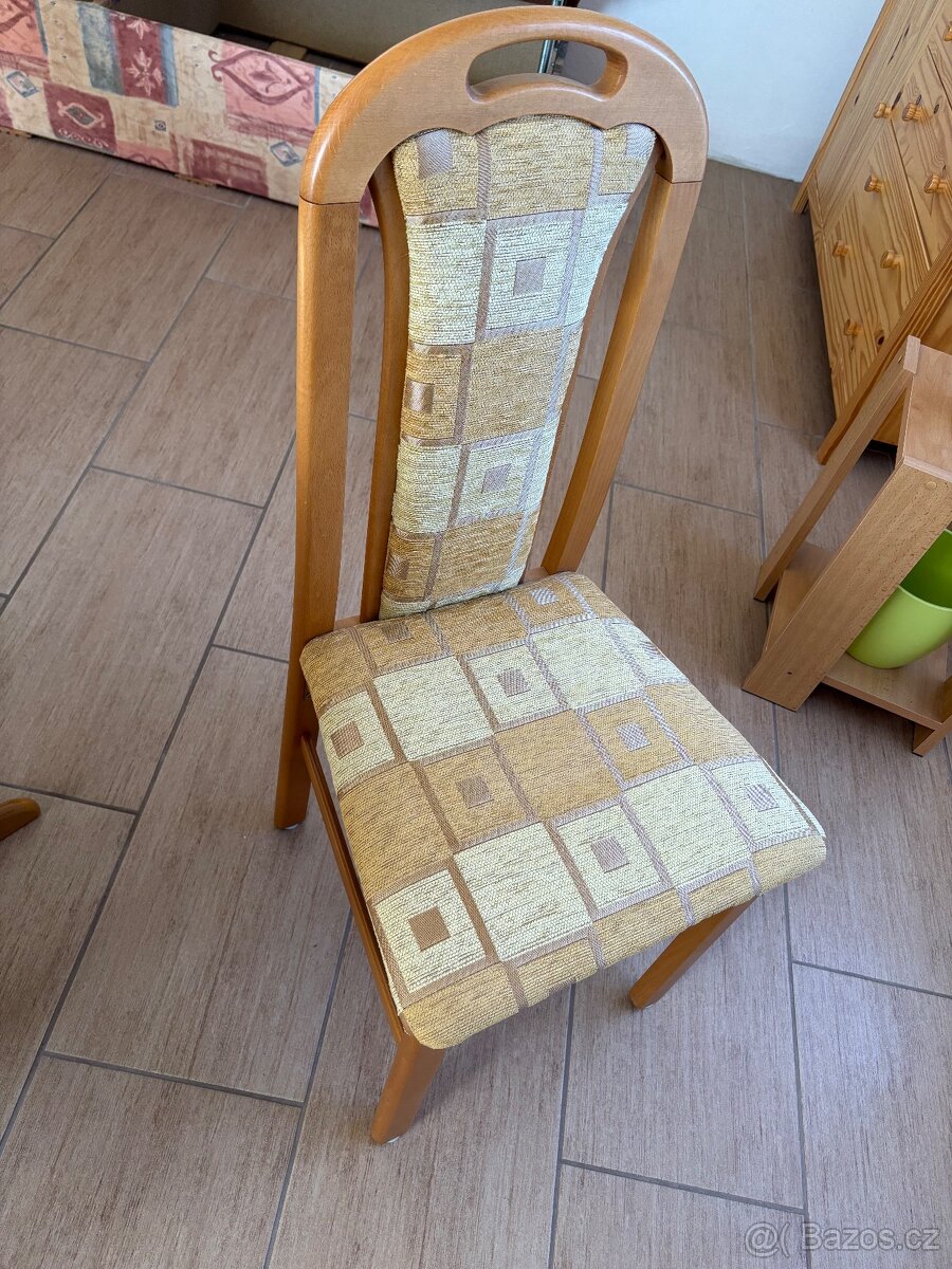 Jídelní stůl + židle - 5