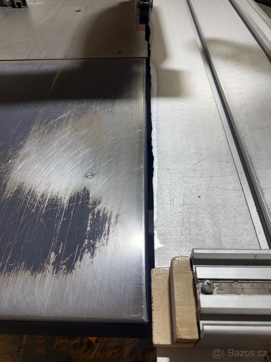 Formátovací pila Robland NZ 3200 - 5