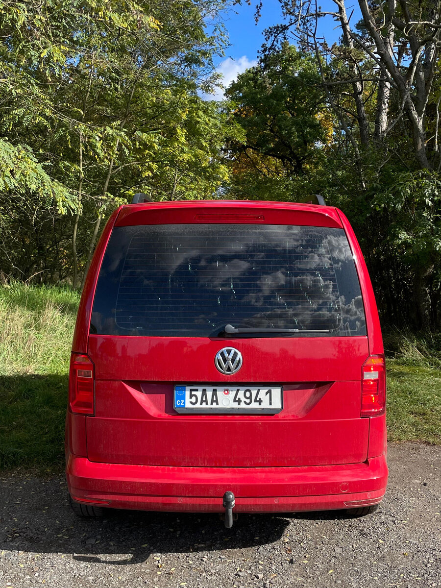 VW Caddy Life Tramper 2.0 TDI 75 KW-spací vestavba - 5