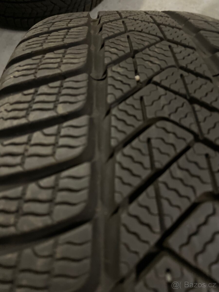 Orig zimni alu BMW 5 G30 G31 styling 631 225/55/17 - 5