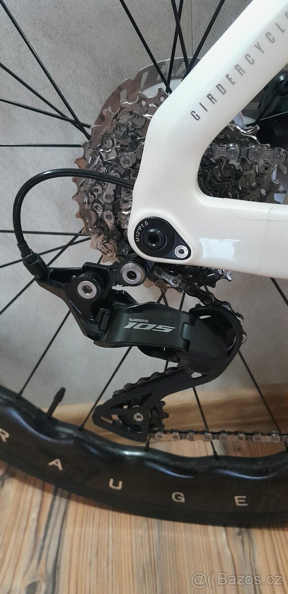 Celokarbonové silniční kolo - 5